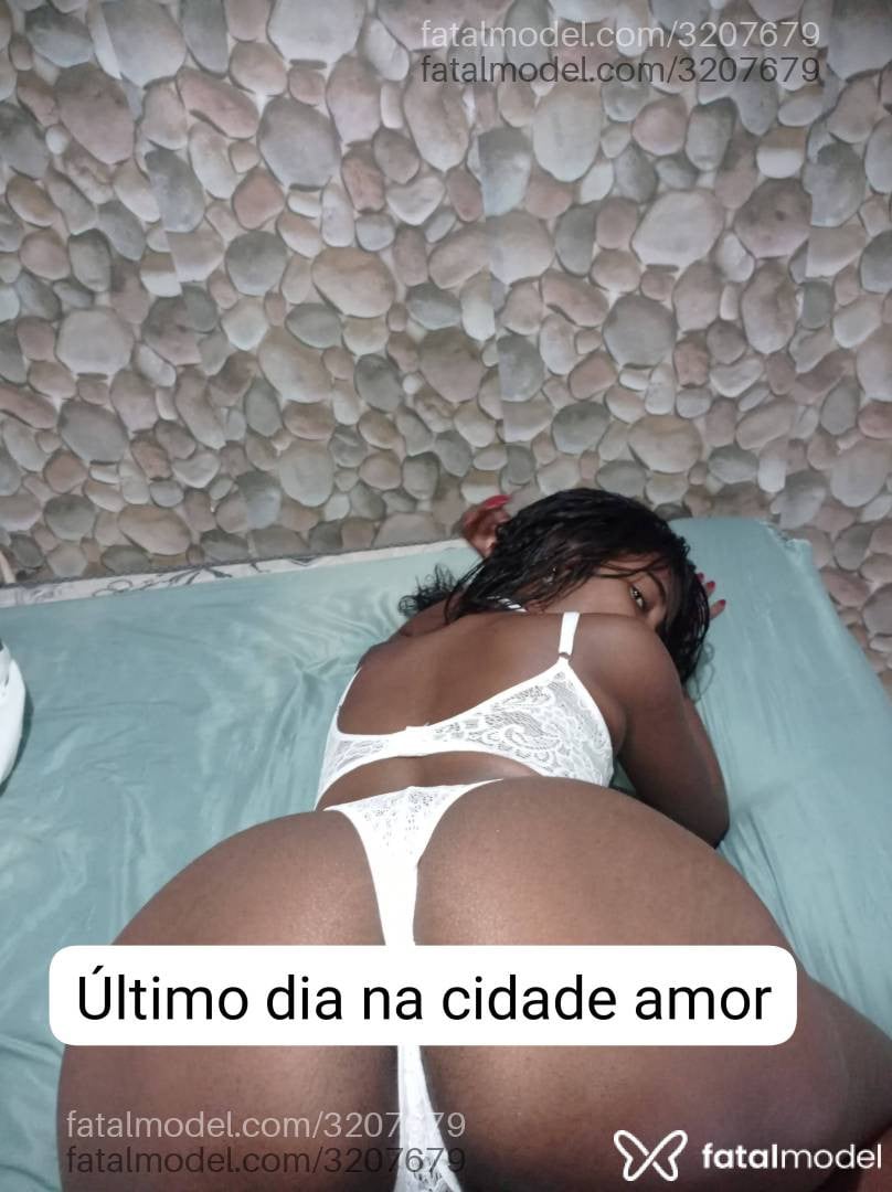 Acompanhante mulher morena (o) de olhos pretos em Catalão - Jéssica Campos