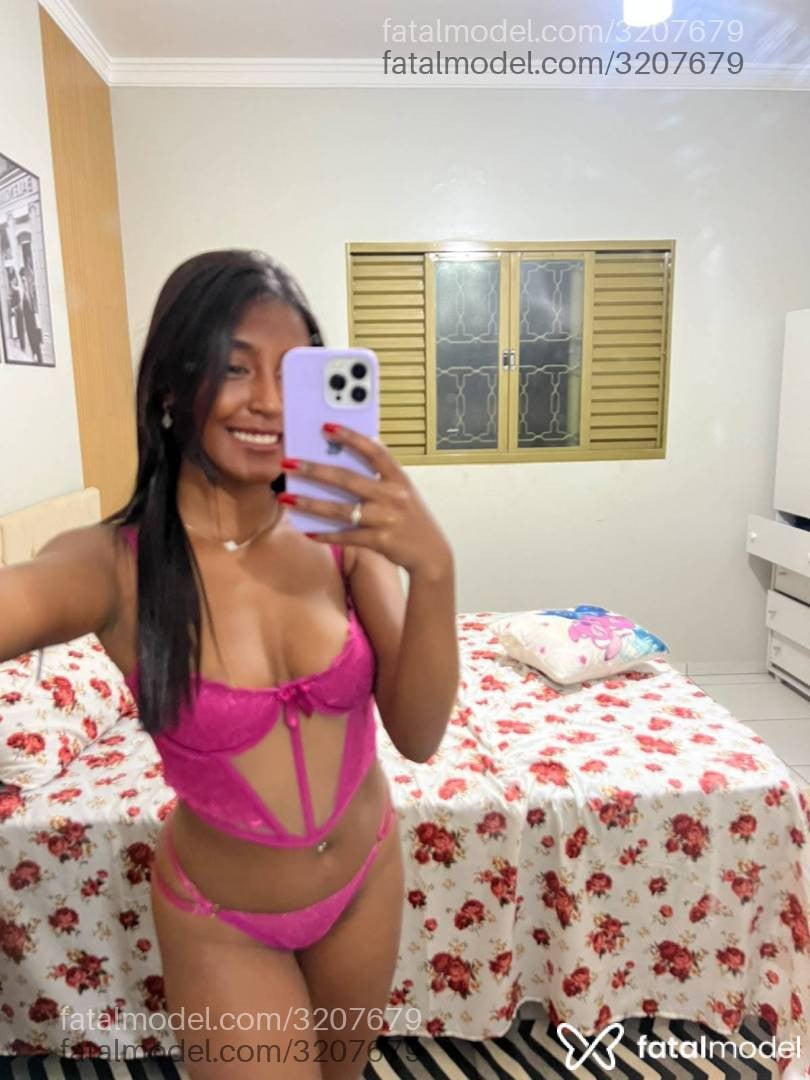 Acompanhante mulher morena (o) de olhos pretos em Uberlândia - Jéssica Campos