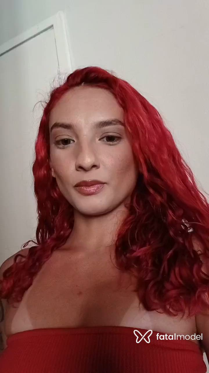Acompanhante mulher ruiva (o) de olhos mel - Angel Acompanhante mulher ruiva (o) de olhos mel - Angel