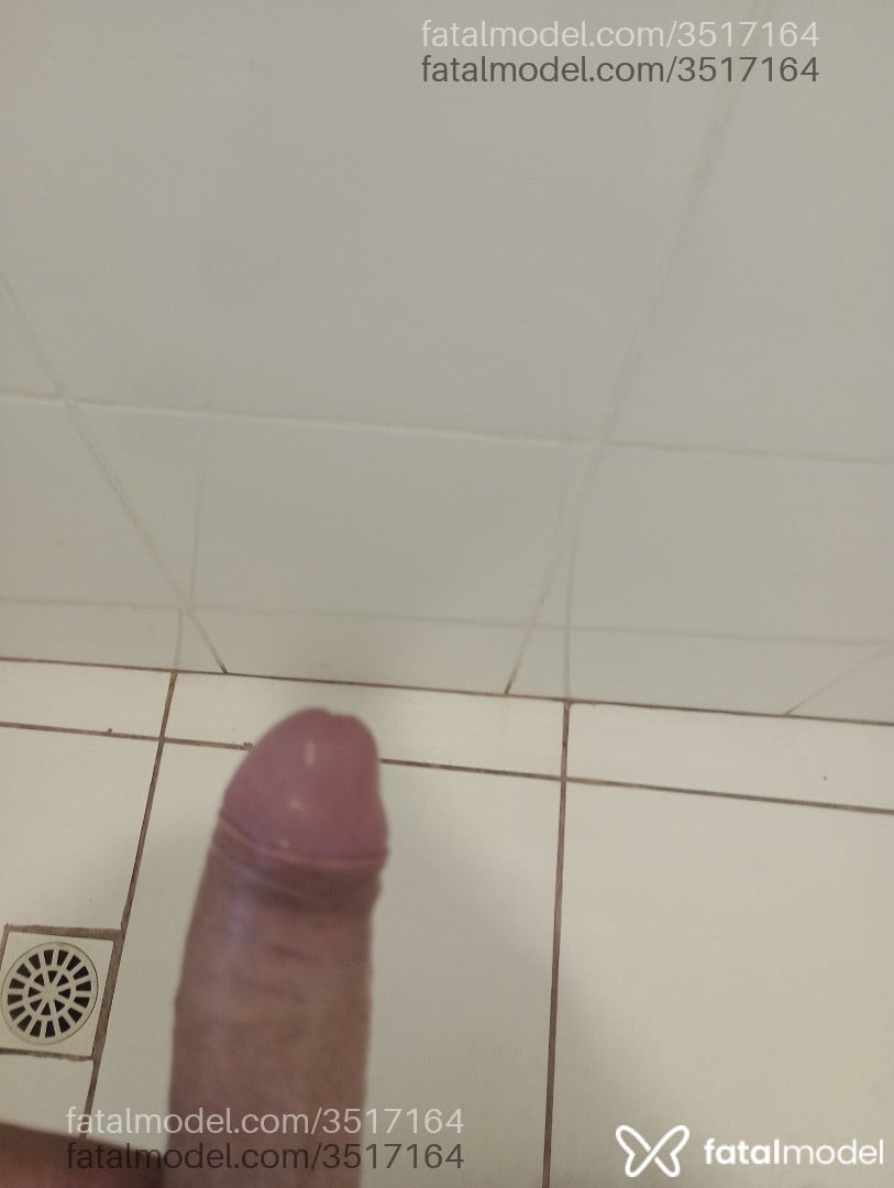 Acompanhante homem com cabelo castanho de olhos mel - Rafael Soares