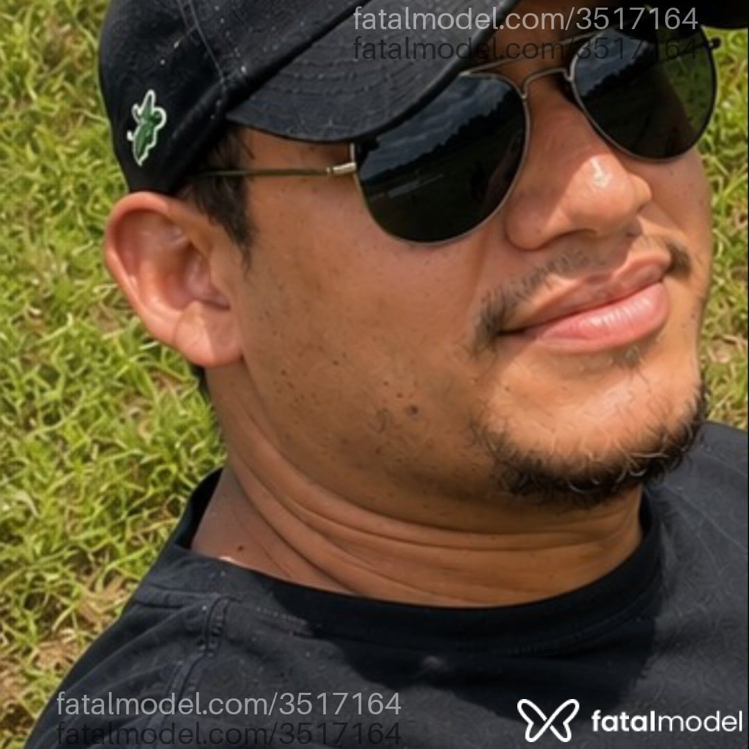 Acompanhante homem com cabelo castanho de olhos mel - Rafael Soares