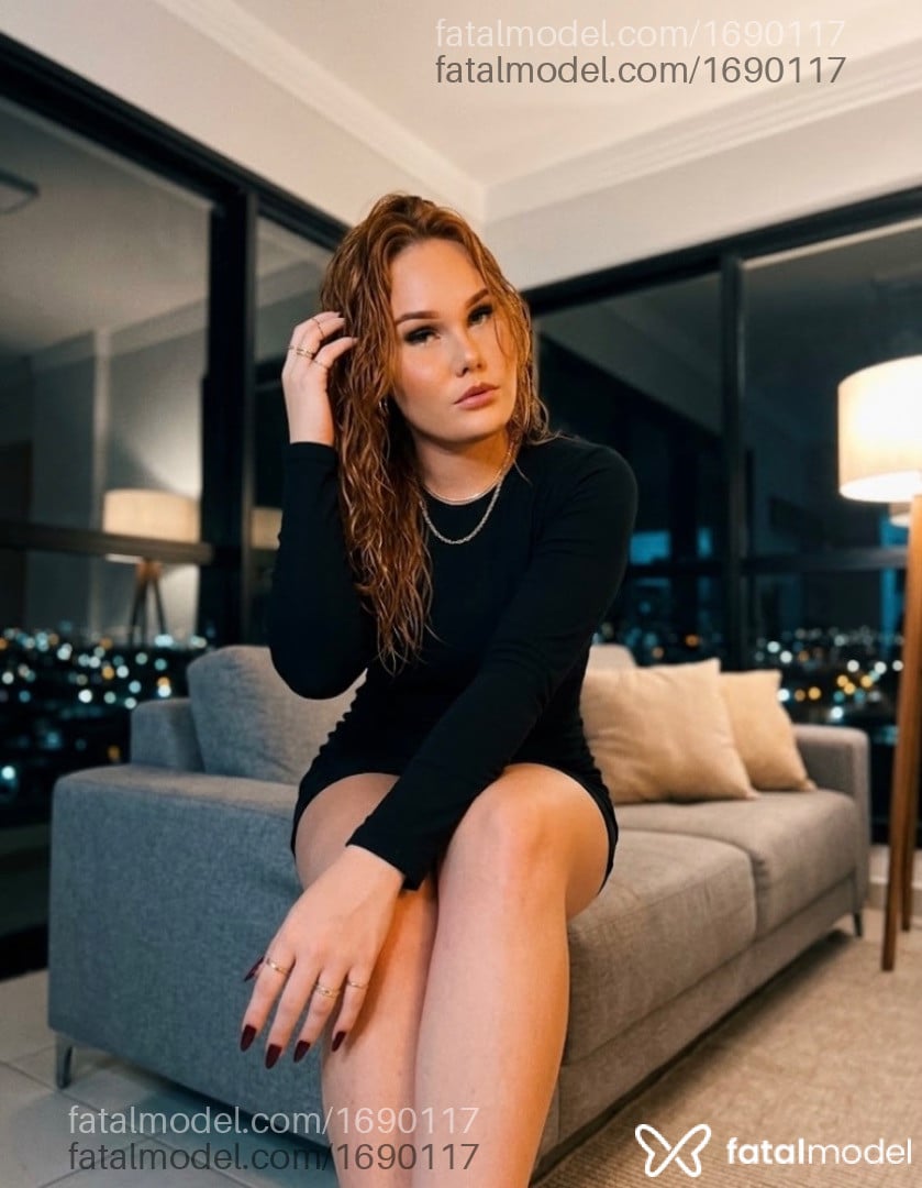 Acompanhante mulher ruiva (o) de olhos verdes - Livia Sarfati