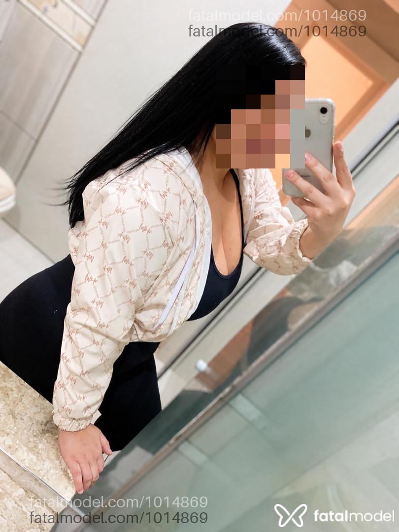 Acompanhante mulher morena (o) de olhos castanhos - Melissa