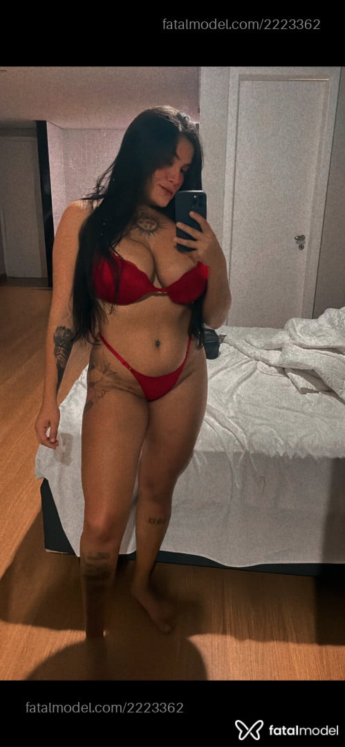 Acompanhante mulher morena (o) de olhos pretos - Melissa Acompanhante mulher morena (o) de olhos pretos - Melissa