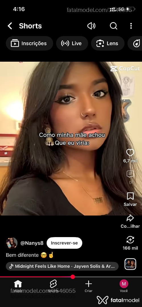 Acompanhante mulher morena (o) de olhos pretos - Yara Foster