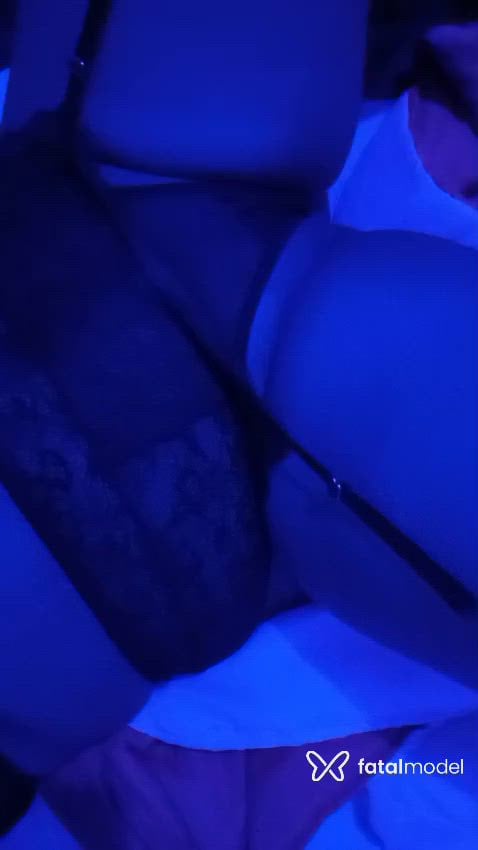 Acompanhante mulher morena (o) de olhos pretos - Bruna