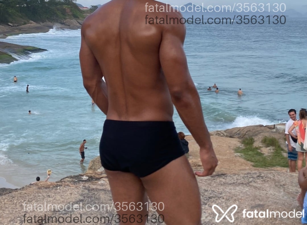 Acompanhante homem morena (o) de olhos pretos - Ícaro Guerra