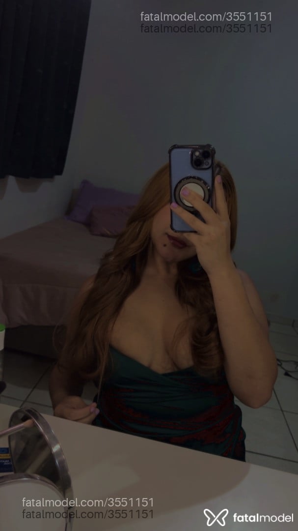 Acompanhante mulher ruiva (o) de olhos castanhos - Tamiris Santos