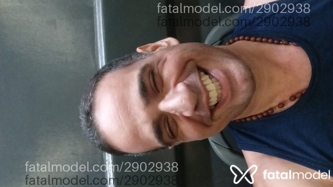 Acompanhante homem com cabelo castanho de olhos castanhos - Goldenlover