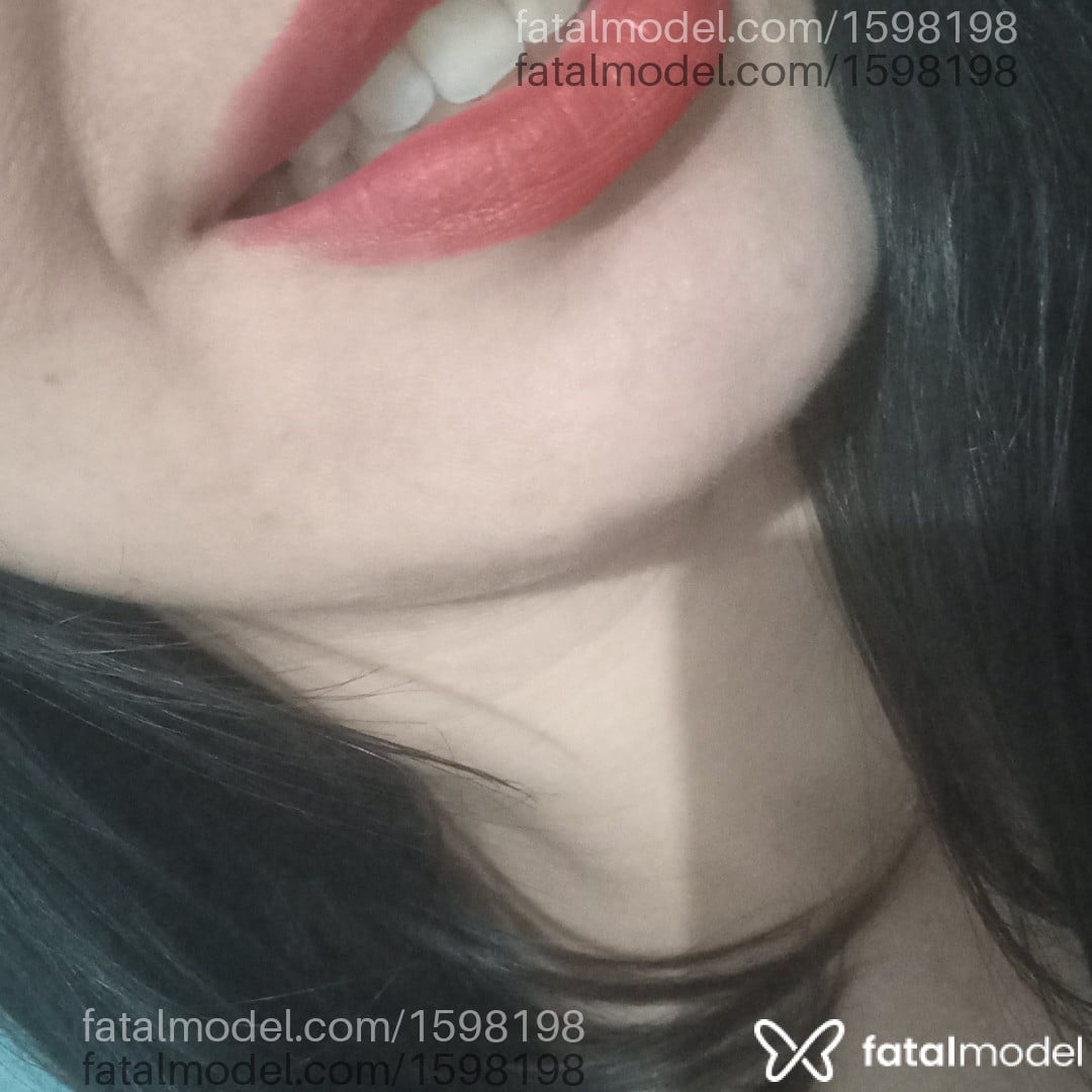 Acompanhante mulher morena (o) de olhos castanhos - Jordana