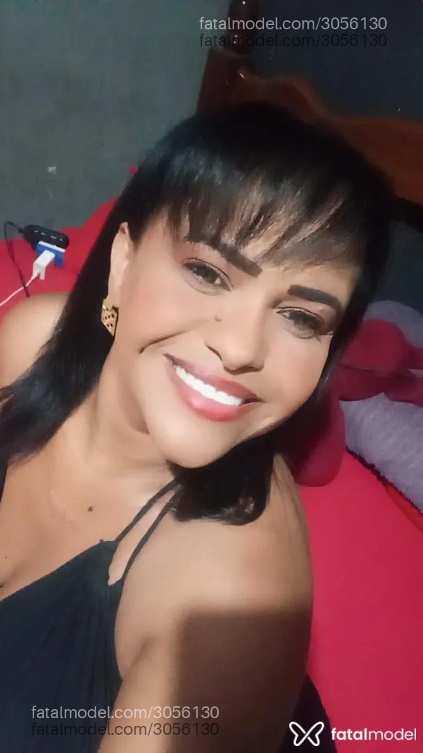 Acompanhante mulher morena (o) de olhos castanhos - Juliana