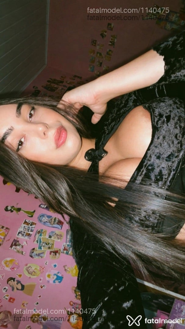 Acompanhante travesti morena (o) de olhos castanhos - Rafaela