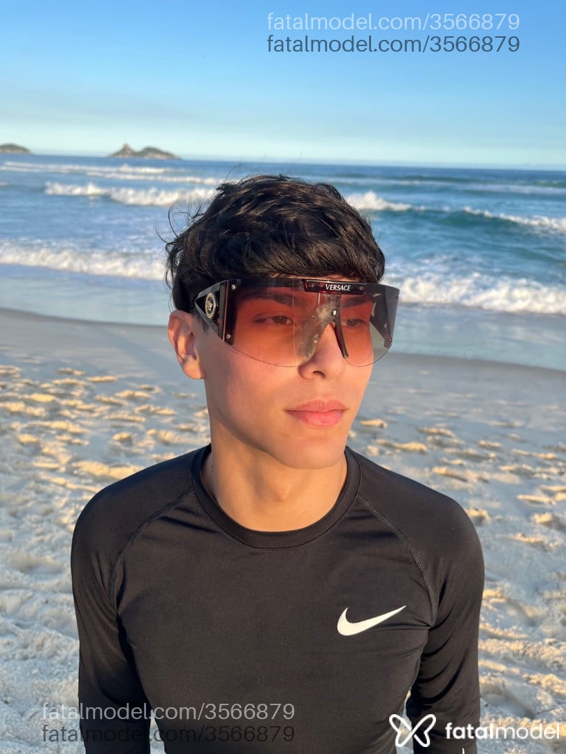 Acompanhante homem morena (o) de olhos pretos - Felipe Gael Acompanhante homem morena (o) de olhos pretos - Felipe Gael