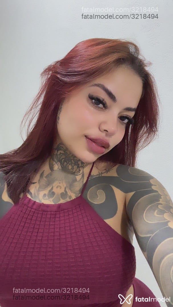 Acompanhante mulher morena (o) de olhos castanhos - Thayna