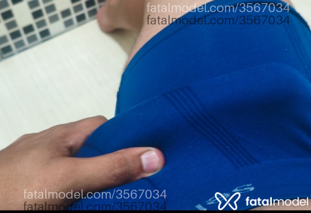 Acompanhante homem com cabelo castanho de olhos castanhos - Otávio Santos