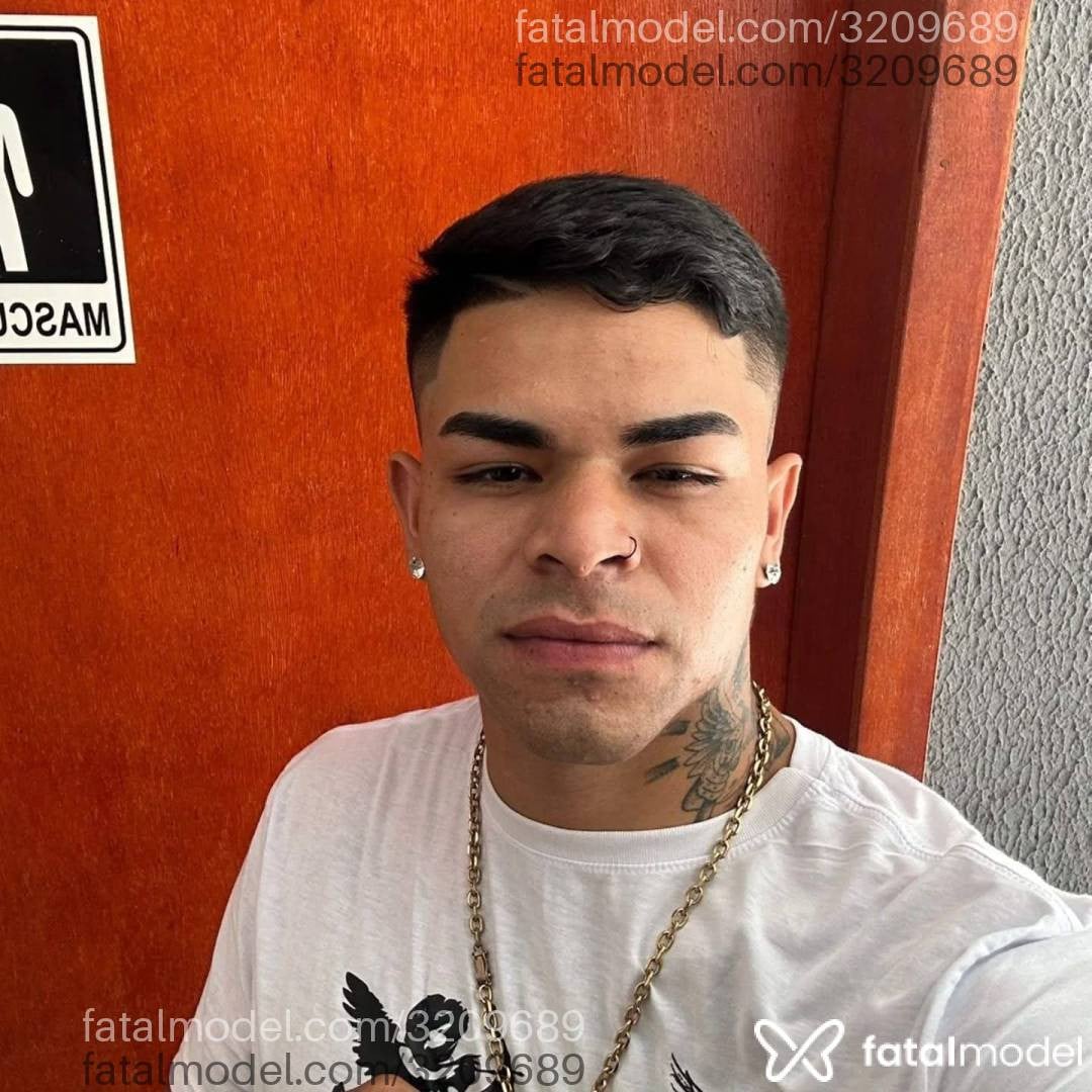 Acompanhante homem com cabelo castanho de olhos pretos em Campo Grande - Paulo Coreia