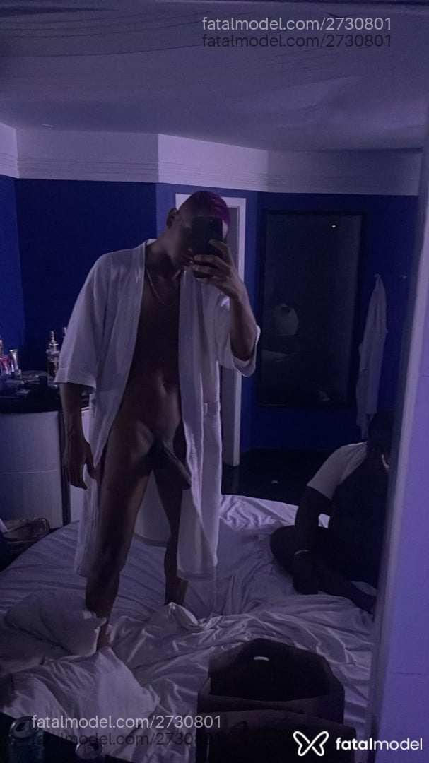 Acompanhante homem morena (o) de olhos mel - Gustavo