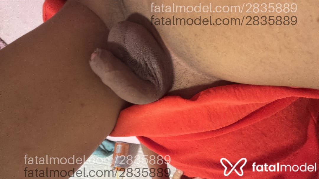 Acompanhante mulher trans morena (o) de olhos castanhos - Rapuznel