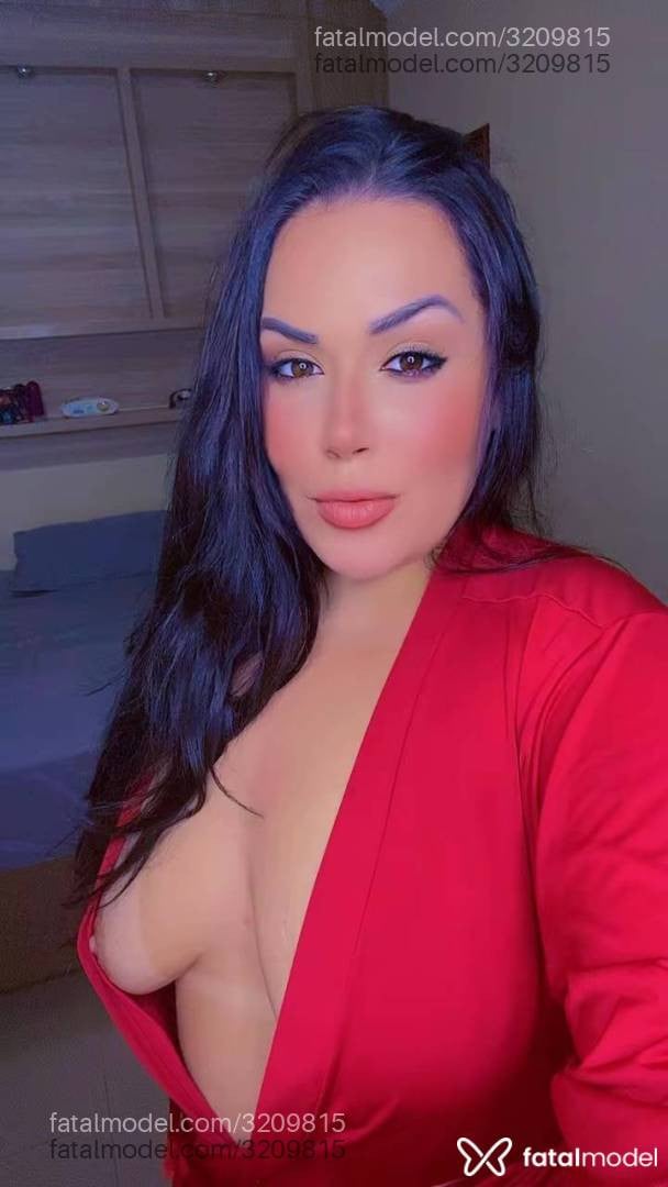 Acompanhante mulher morena (o) de olhos pretos - Branca Silva