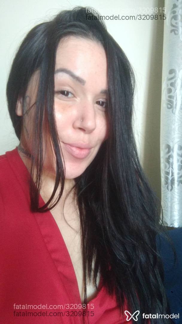 Acompanhante mulher morena (o) de olhos pretos - Branca Silva