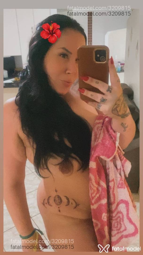Acompanhante mulher morena (o) de olhos pretos - Branca Silva