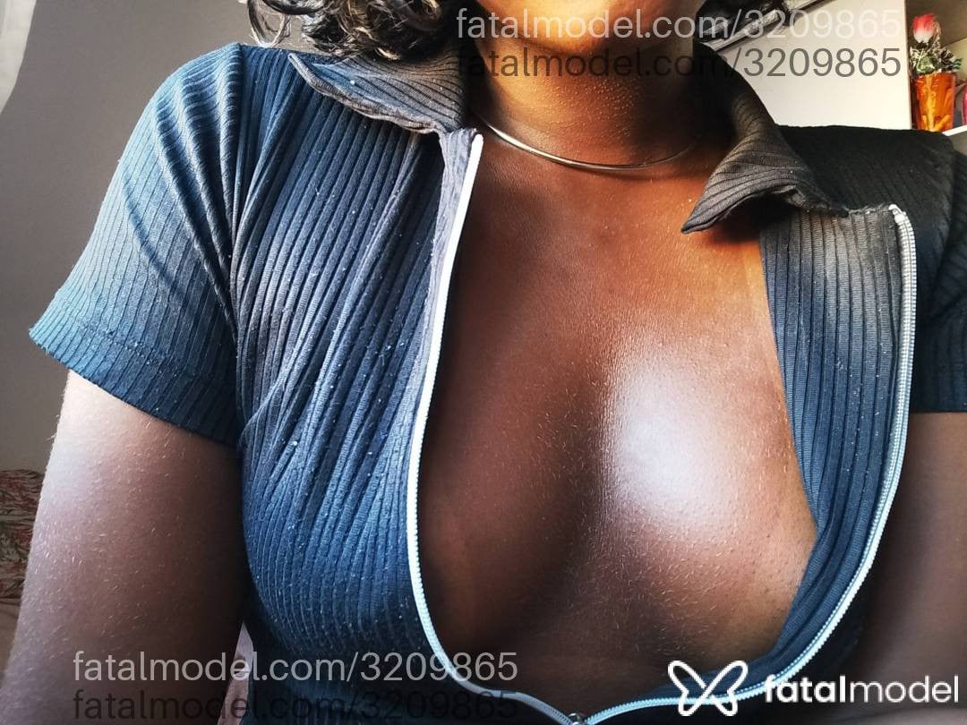 Acompanhante mulher ruiva (o) de olhos pretos em Rio de Janeiro Acompanhante mulher ruiva (o) de olhos pretos em Rio de Janeiro - Lina Pretinhaaaa
