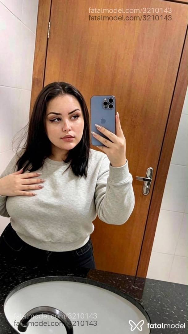 Acompanhante mulher com cabelo castanho de olhos castanhos - Amanda