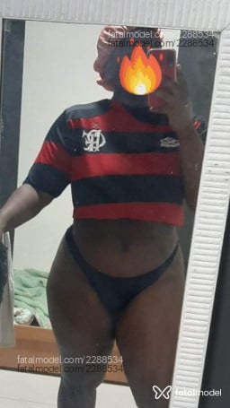 Acompanhante mulher com cabelo castanho de olhos castanhos - Carolzinha