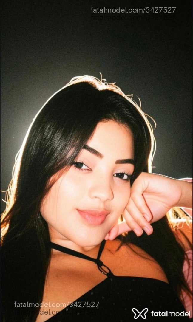 Acompanhante mulher morena (o) de olhos castanhos - Laisa Silva Acompanhante mulher morena (o) de olhos castanhos - Laisa Silva