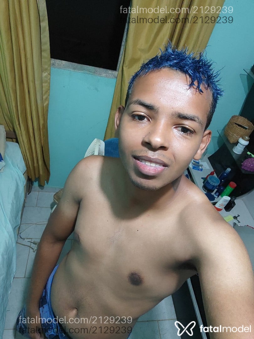 Acompanhante homem morena (o) de olhos pretos - Vinisbz