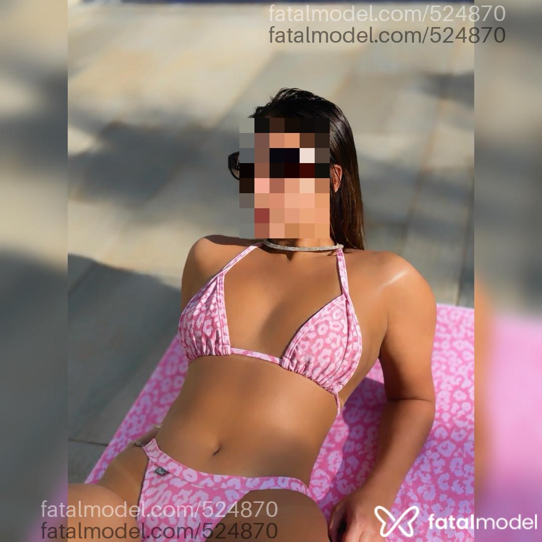 Acompanhante mulher loira (o) de olhos castanhos - Valentina Fox