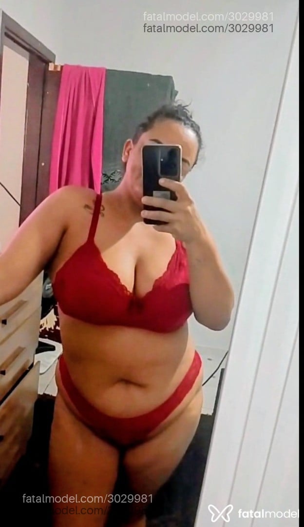 Acompanhante mulher morena (o) de olhos castanhos - Kamilinha Kaká