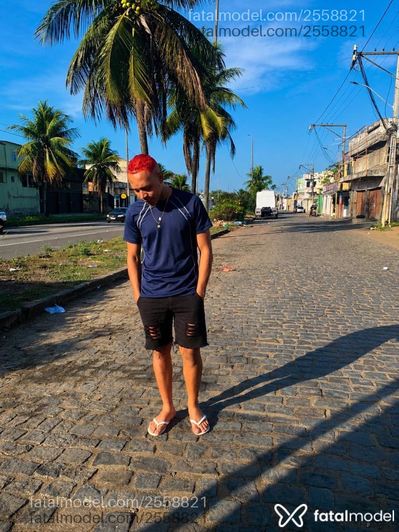 Acompanhante homem morena (o) de olhos castanhos - Heverton