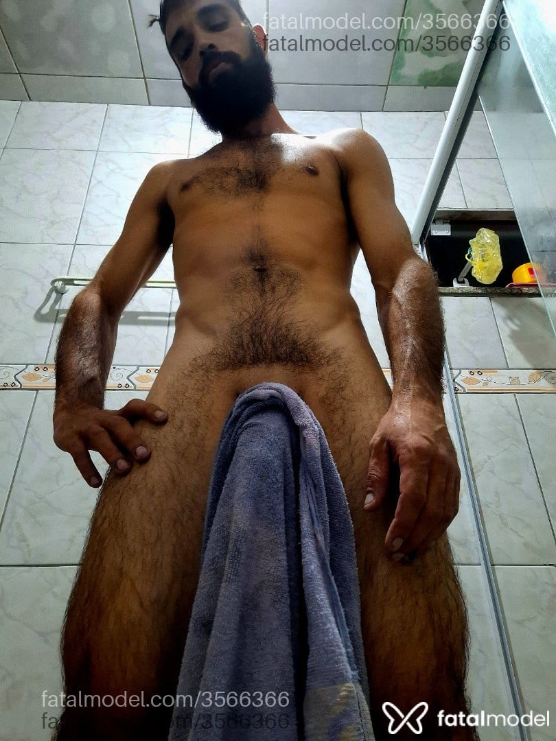 Acompanhante homem morena (o) de olhos castanhos - Erick