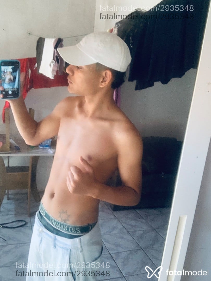 Acompanhante homem morena (o) de olhos pretos - Bandidluxo Acompanhante homem morena (o) de olhos pretos - Bandidluxo