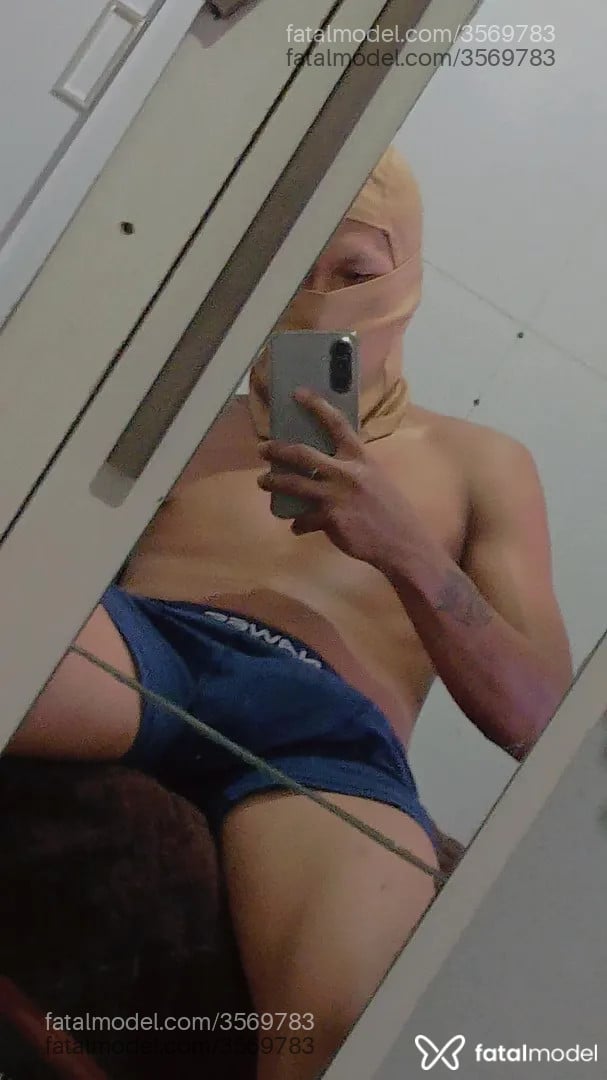 Acompanhante homem morena (o) de olhos pretos - Maikol