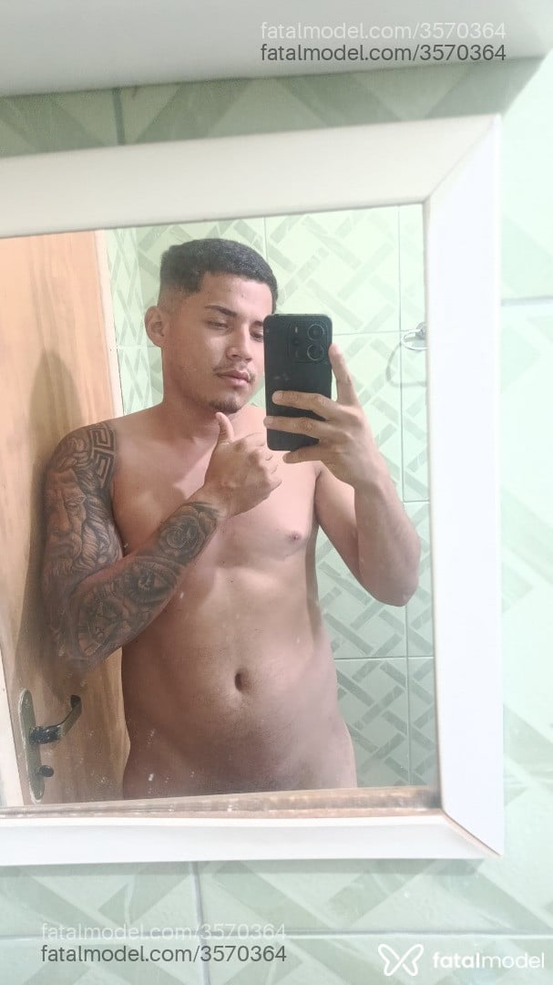 Acompanhante homem morena (o) de olhos castanhos - Junior Silva