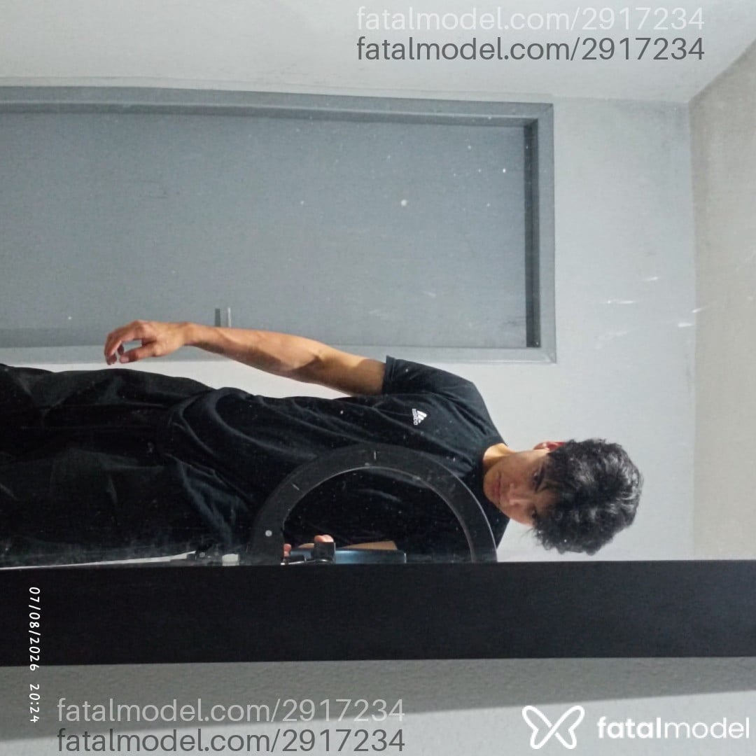 Acompanhante homem morena (o) de olhos pretos - Davinxi Acompanhante homem morena (o) de olhos pretos - Davinxi