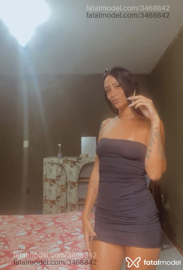 Acompanhante mulher morena (o) de olhos castanhos - Bruna