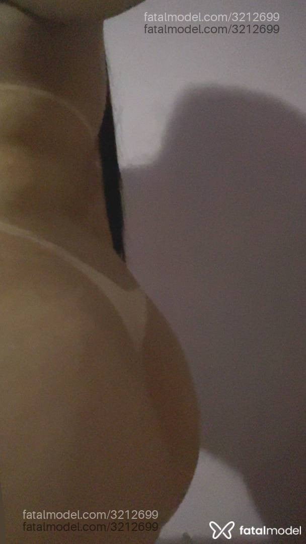 Acompanhante mulher morena (o) de olhos castanhos - Daniela