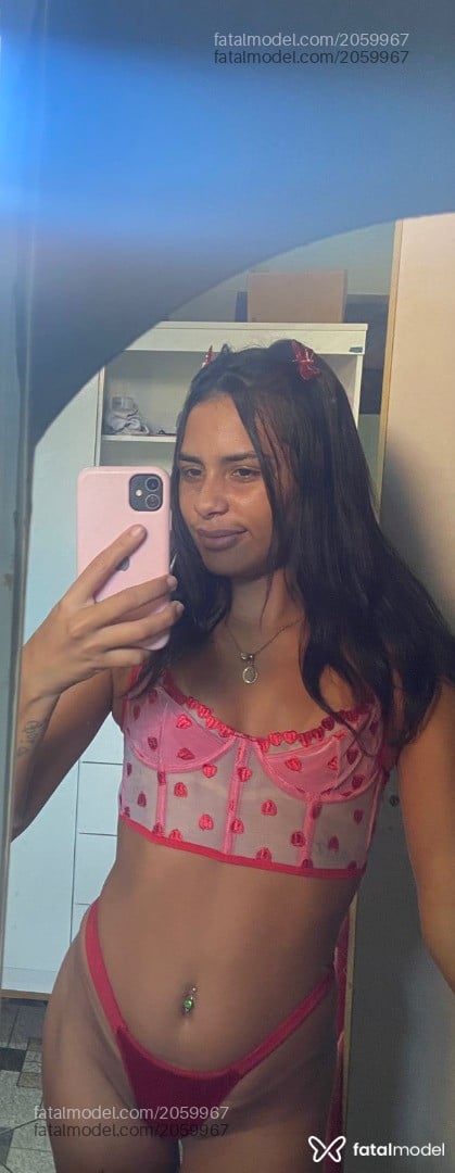 Acompanhante mulher morena (o) de olhos castanhos - Aylla