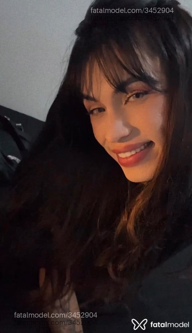 Acompanhante mulher trans morena (o) de olhos castanhos - Luara Satori