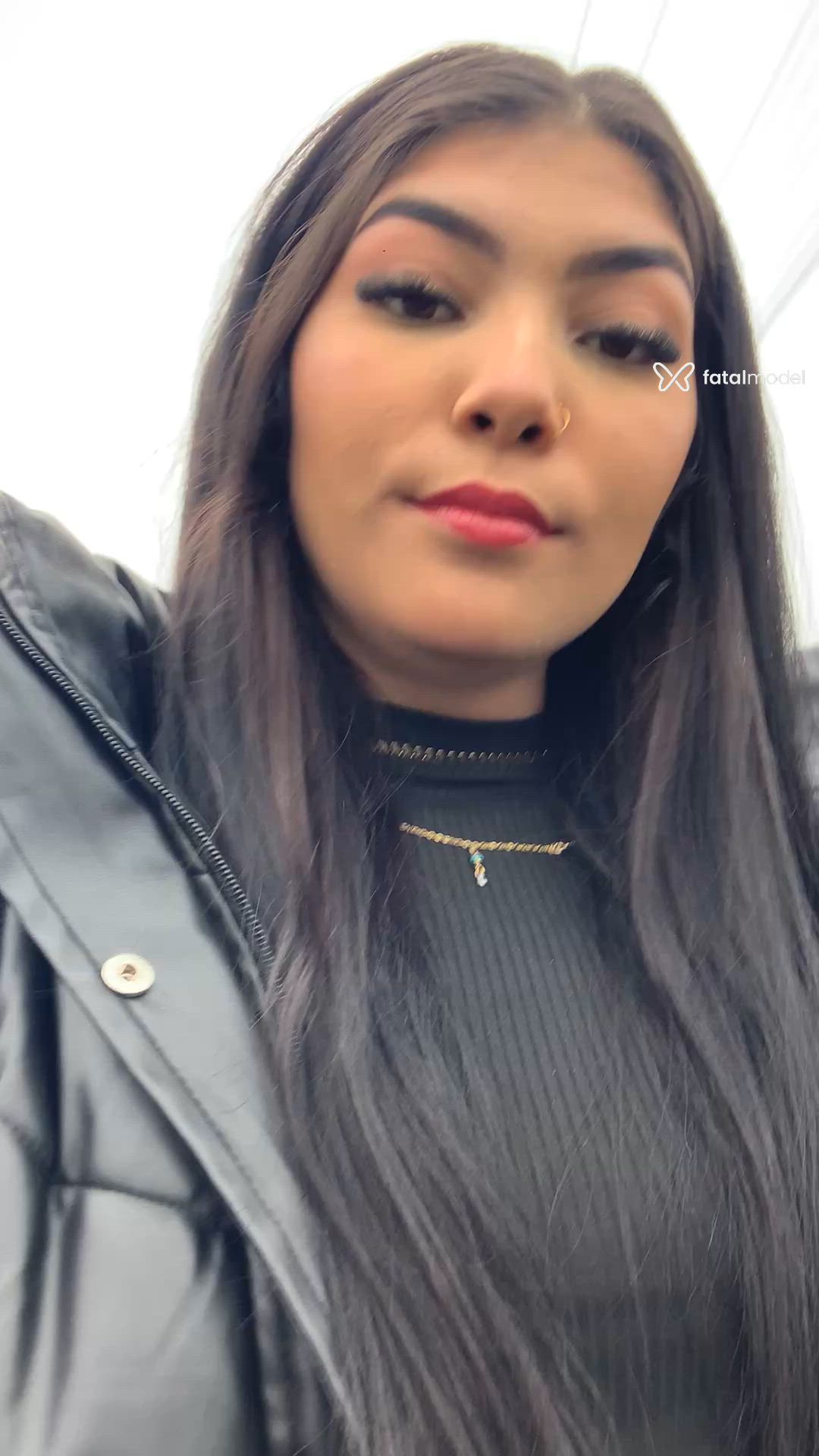 Acompanhante mulher morena (o) de olhos castanhos - Laryssa Bragança