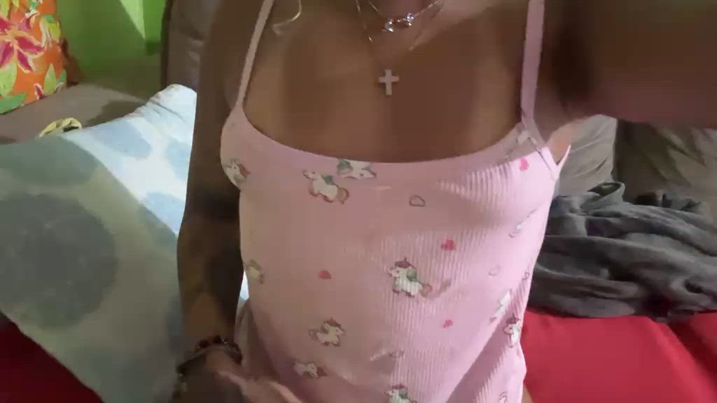 Acompanhante mulher loira (o) de olhos pretos - Carolzinha