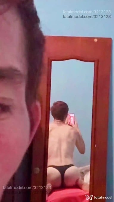 Acompanhante homem com cabelo castanho de olhos verdes em Piracicaba Acompanhante homem com cabelo castanho de olhos verdes em Piracicaba - Rikqkq