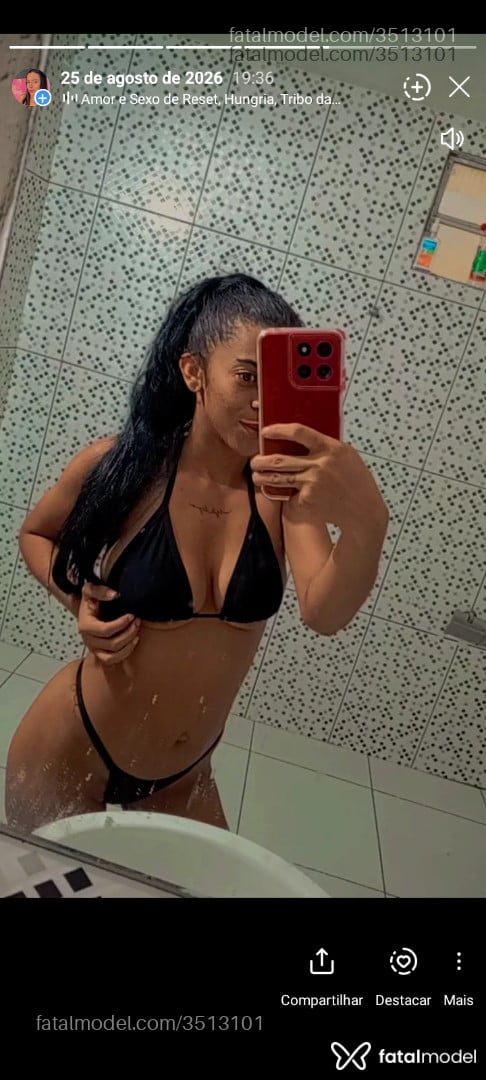 Acompanhante mulher loira (o) de olhos mel - Mellzinha souza
