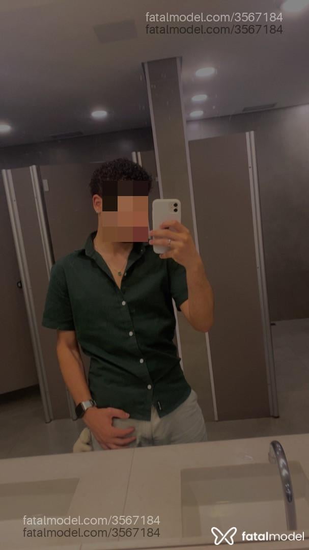 Acompanhante homem morena (o) de olhos castanhos - Henri
