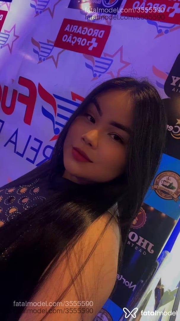 Acompanhante mulher morena (o) de olhos castanhos - Kally