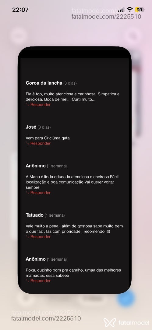 Acompanhante mulher trans morena (o) de olhos pretos - Manuela