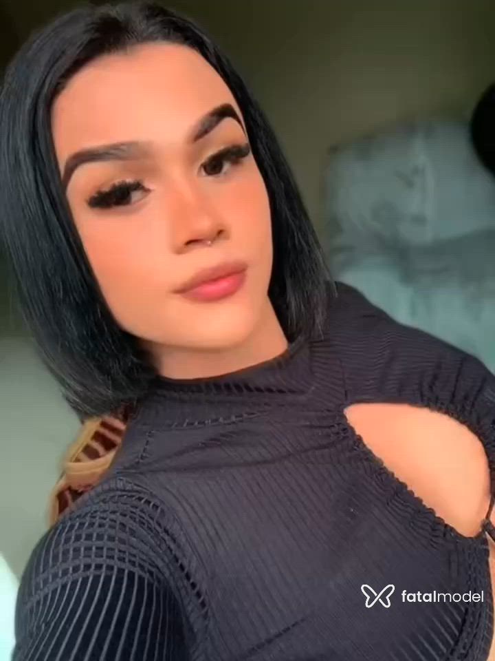 Acompanhante mulher trans morena (o) de olhos mel - Anne Martinelli